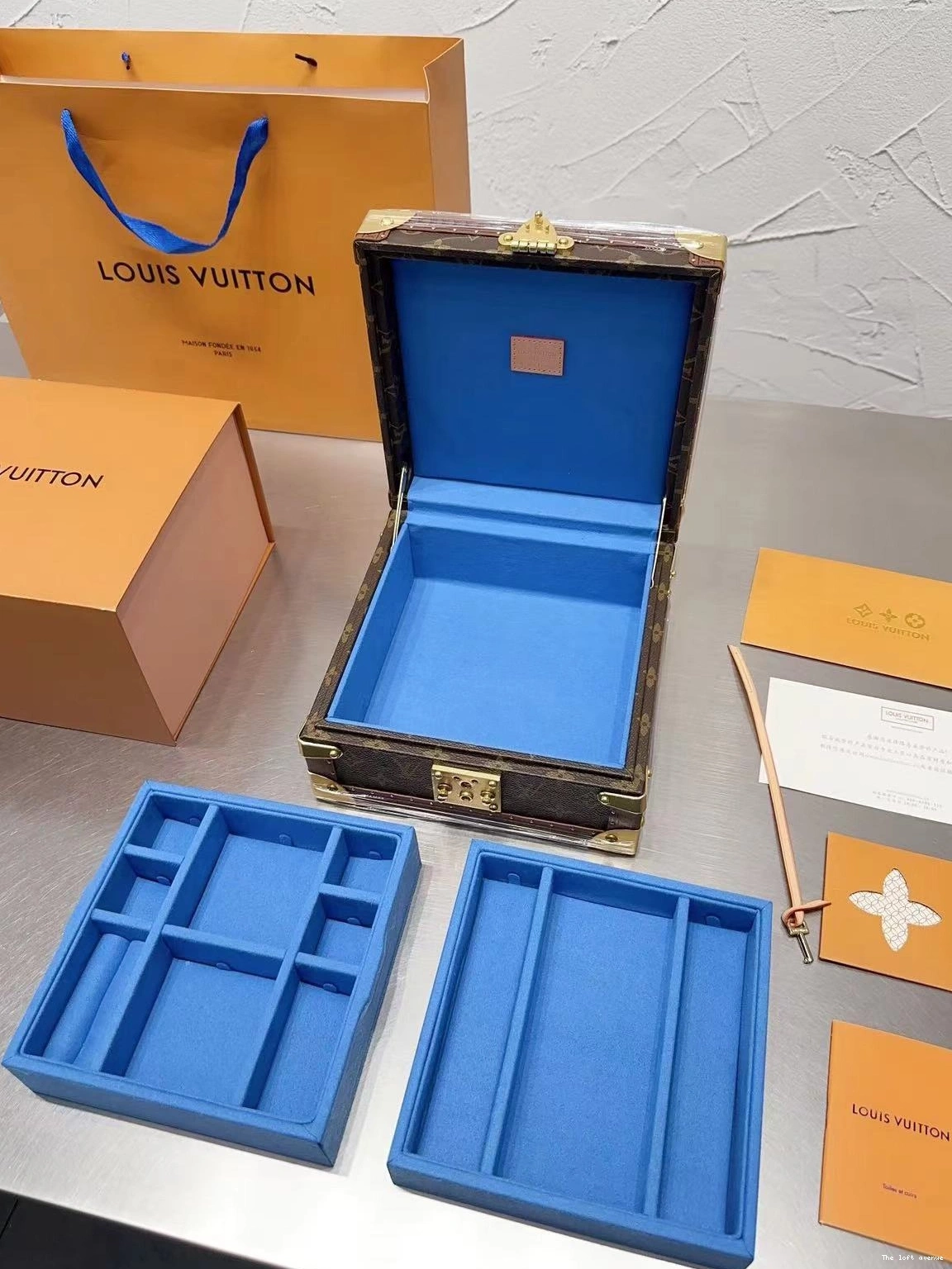 LV BOX CUSTOM JEWELRY 0807